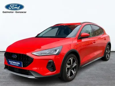 Usado Ford Focus Active 155 CV (114 kW) 2023 Rojo Utilitario