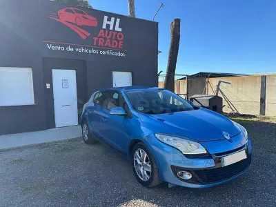 Usado Renault Mégane Business 110 CV (80 kW) 2012 Azul Berlina