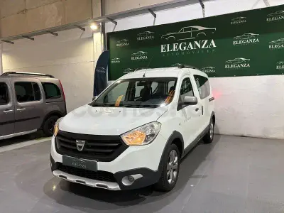Używany Dacia Dokker Stepway 90 KM (66 kW) 2016 Biały Minivan