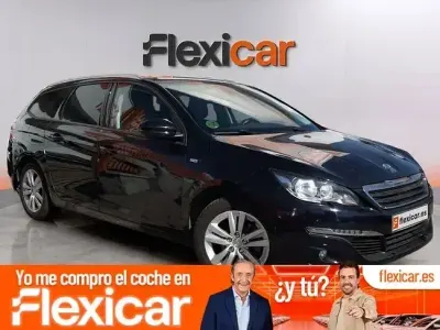 Usado Peugeot 308 SW Style 130 CV (95 kW) 2017 Negro Familiar