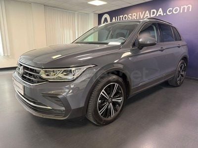 Usado VW Tiguan Life 150 CV (110 kW) 2021 Gris / plata SUV