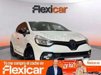 Usado Renault Clio IV Trophy 220 CV (161 kW) 2018 Blanco Berlina