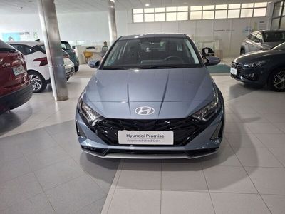 Azul Usado 2023 Hyundai i20 Berlina | 18.995 € (Un poco caro)
