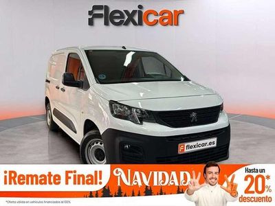 Blanco Usado 2021 Peugeot TePee Active Van | 14.990 € (Un poco caro)