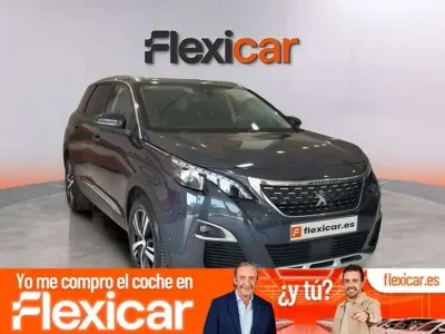 Usado Peugeot 5008 Allure 131 CV (96 kW) 2018 Azul SUV