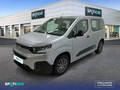 Usado Citroën Berlingo 102 CV (75 kW) 2025 Gris Monovolumen