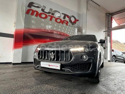 Gris / plata Usado 2018 Maserati Levante SUV | 43.000 € (Un poco caro)