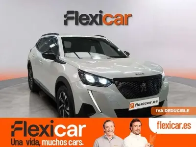 Usado Peugeot 2008 Allure 131 CV (96 kW) 2023 Blanco SUV