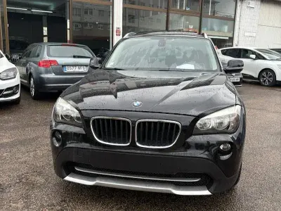 Käytetty BMW X1 Efficient Dynamics 163 HP (119 kW) 2011 Musta Katumaasturi
