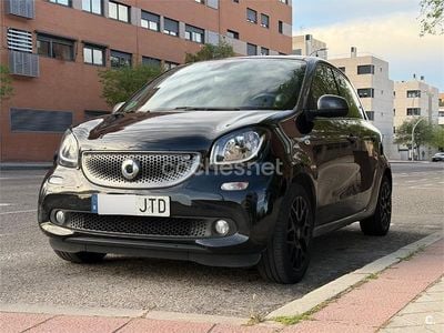 Usado Smart ForFour Passion 90 CV (66 kW) 2016 Negro Utilitario