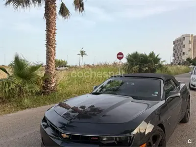 Usado Chevrolet Camaro 405 CV (297 kW) 2015 Negro Descapotable