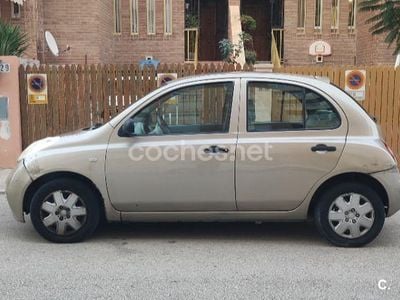 Beige Usado 2004 Nissan Micra Visia Berlina | 2300 € (Precio justo)