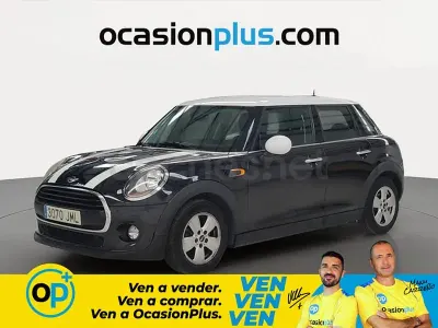 Usado Mini Cooper D 116 CV (85 kW) 2016 Negro Utilitario