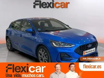 Używany Ford Focus ST-Line 155 KM (114 kW) 2023 Niebieski Sedan/Limuzyna
