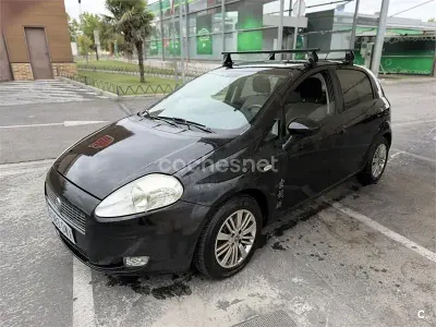 Usado Fiat Grande Punto Dynamic 90 CV (66 kW) 2006 Negro Utilitario