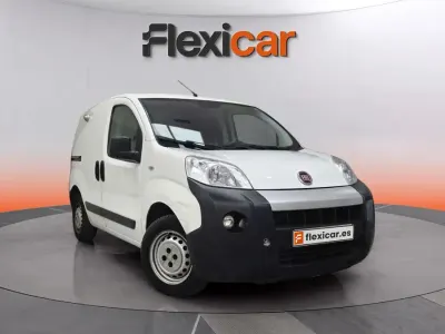 Usado Fiat Fiorino 75 CV (55 kW) 2017 Blanco Monovolumen