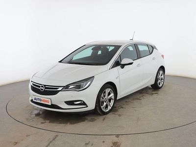 Blanco Usado 2017 Opel Astra Dynamic Berlina | 12.999 € (Precio justo)