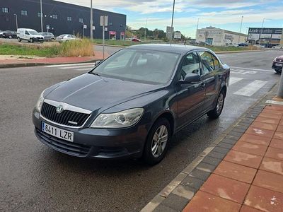 Usado Skoda Octavia GreenLine 105 CV (77 kW) 2012 Gris Utilitario