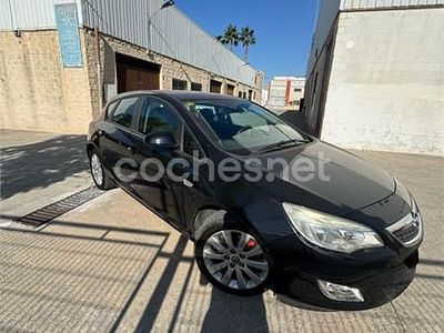 Negro Usado 2010 Opel Astra Enjoy Berlina | 5400 € (Precio justo)