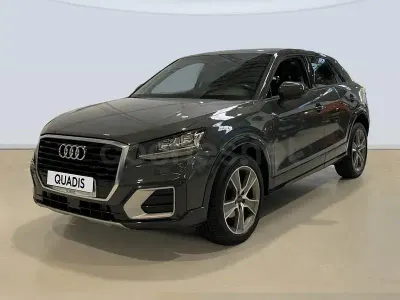 Usado Audi Q2 Design 116 HP (85 kW) 2020 Cinzento SUV