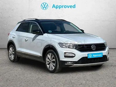 Begagnad VW T-Roc Advance 150 HK (110 kW) 2022 Grå SUV