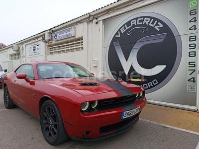 Rojo Usado 2024 Dodge Challenger SXT Coupe | 32.900 € (Precio justo)