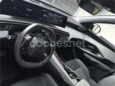 Usado Peugeot 3008 Allure 145 CV (106 kW) 2025 Gris / plata SUV