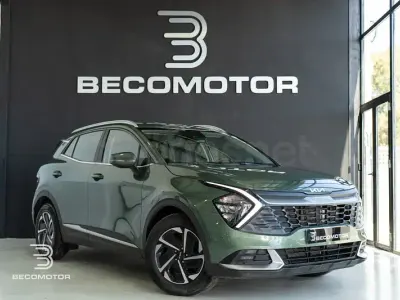 Usado Kia Sportage 136 CV (100 kW) 2024 Verde SUV
