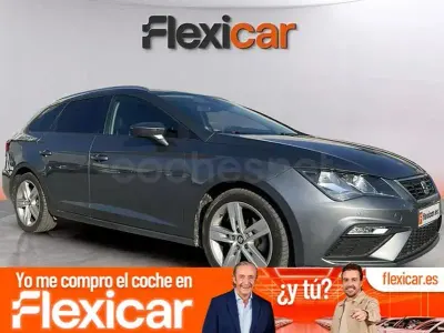 Usado Seat Leon FR 150 CV (110 kW) 2017 Gris / plata Berlina