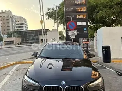 Usado BMW 116 Efficient Dynamics 136 CV (100 kW) 2016 Negro Utilitario