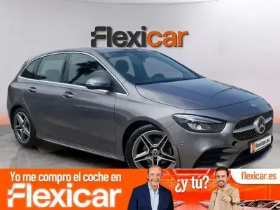 Usado Mercedes B180 116 CV (85 kW) 2022 Gris Utilitario