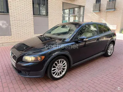 Usado Volvo C30 Summum 180 CV (132 kW) 2006 Negro Utilitario
