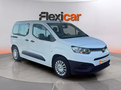 Usado Toyota Proace Verso Active 131 CV (96 kW) 2021 Blanco Familiar