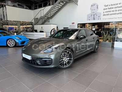 Porsche Panamera 4