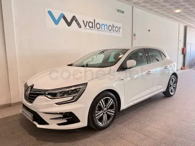Usado Renault Mégane II Zen 140 CV (102 kW) 2021 Blanco Berlina