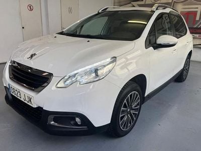 Usado Peugeot 2008 Active 82 CV (60 kW) 2015 Blanco SUV
