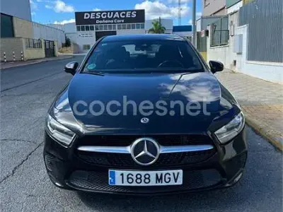 Usado Mercedes A180 109 CV (80 kW) 2019 Negro Berlina