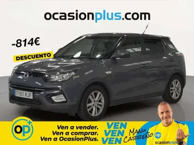 Usado SsangYong Tivoli 128 CV (94 kW) 2018 Gris SUV