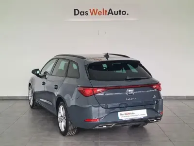 Usado Seat Leon FR 204 CV (150 kW) 2025 Azul Familiar