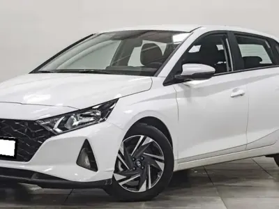 Usado Hyundai i20 84 CV (61 kW) 2021 Blanco Utilitario