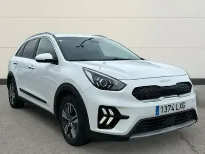 Usado Kia Niro 141 CV (103 kW) 2022 Blanco SUV
