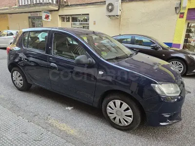 Używany Dacia Sandero Ambiance 75 KM (55 kW) 2013 Niebieski Sedan/Limuzyna
