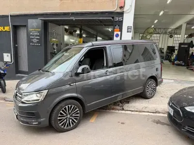 Usado VW California Beach 204 CV (150 kW) 2017 Gris / plata Van