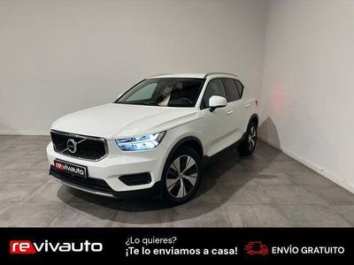 Blanco Usado 2022 Volvo XC40 Momentum SUV | 22.490 € (Buen precio)