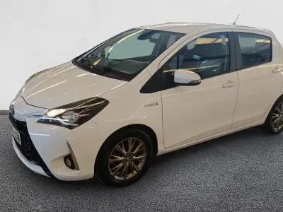 Usado Toyota Yaris Active 100 CV (73 kW) 2020