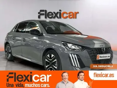 Usado Peugeot 208 Allure 101 CV (74 kW) 2025 Gris Utilitario