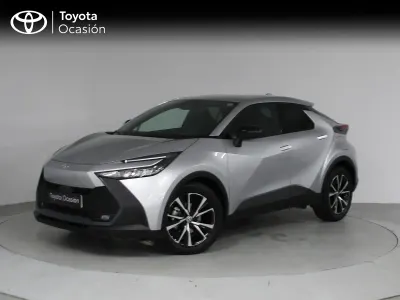 Käytetty Toyota C-HR Advance 140 HP (102 kW) 2024 Harmaa Katumaasturi