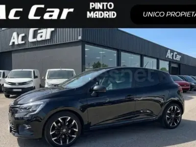 Usado Renault Clio V Techno 100 CV (73 kW) 2024 Negro Berlina