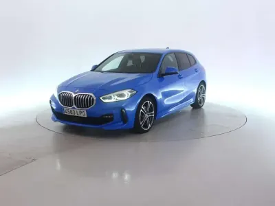 Usado BMW 118 Sport Line 136 CV (100 kW) 2021 Azul Utilitario
