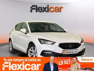 Usado Seat Leon Style 116 CV (85 kW) 2025 Blanco Berlina